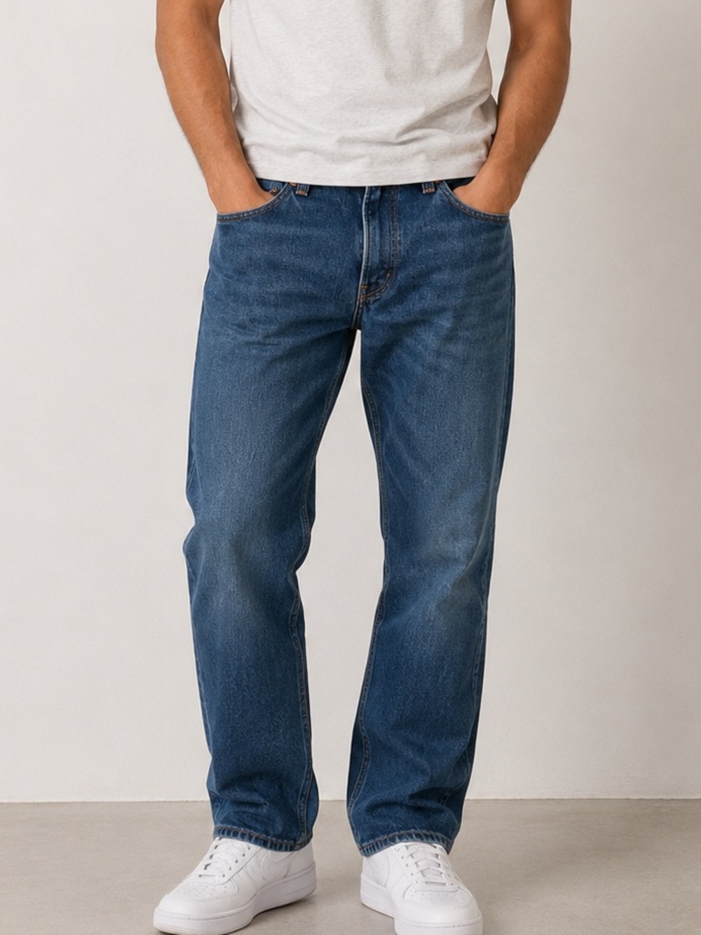 Levi’s Men's Straight Jeans in Mid Blue Wash